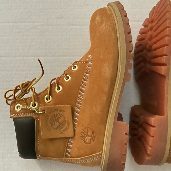 Big Kids Timberland 6" FOLKSTONE Boots Junior size 3.5M camel Waterproof - Picture 6 of 15